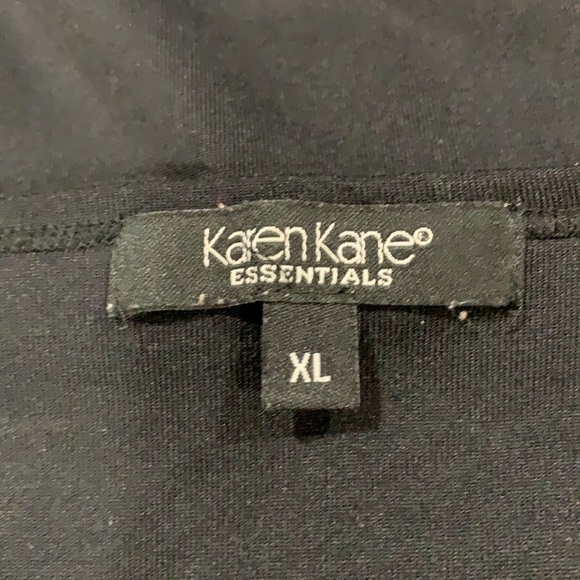 Karen Kane T-shirt size extra large - Picture 4 of 4